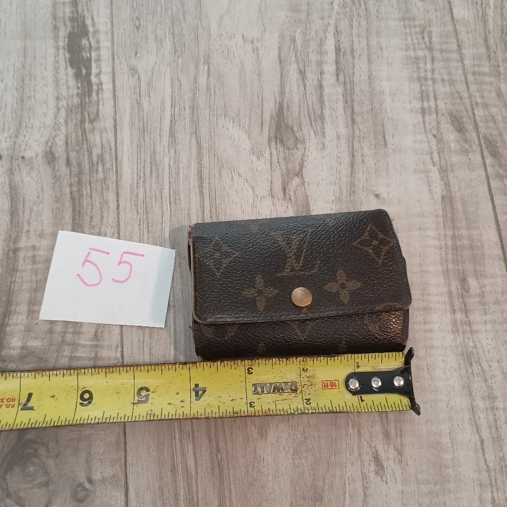 LOUIS VUITTON Monogram Multicles 6 Key Case